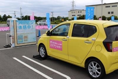 写真：自動車メーカー　試乗体験会